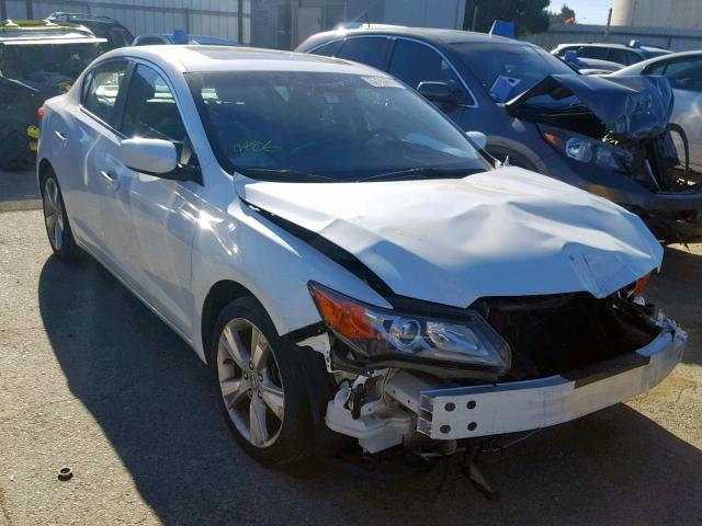 19VDE1F71FE005522 - 2015 ACURA ILX 20 TEC WHITE photo 1