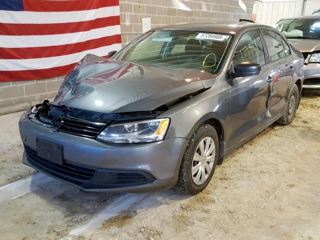 3VW2K7AJ2DM271550 - 2013 VOLKSWAGEN JETTA BASE GRAY photo 2