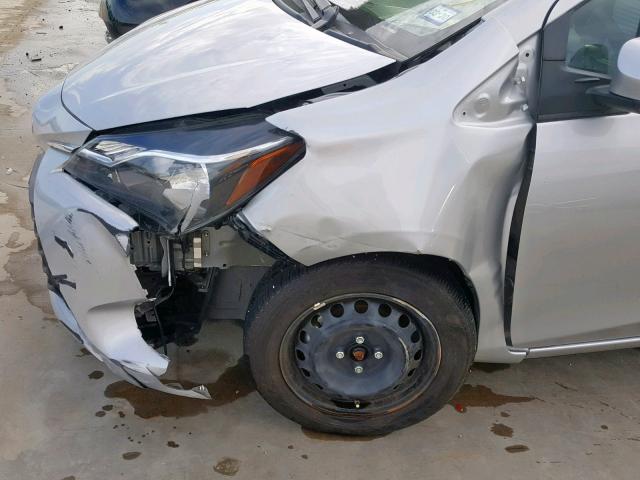 VNKJTUD30JA089658 - 2018 TOYOTA YARIS L SILVER photo 9