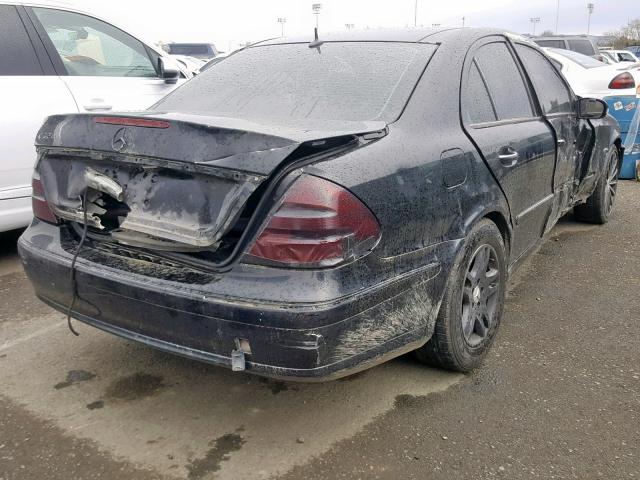 WDBUF65JX3A247642 - 2003 MERCEDES-BENZ E 320 BLACK photo 4