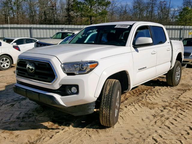 5TFCZ5ANXJX152578 - 2018 TOYOTA TACOMA DOU 白色 照片 2