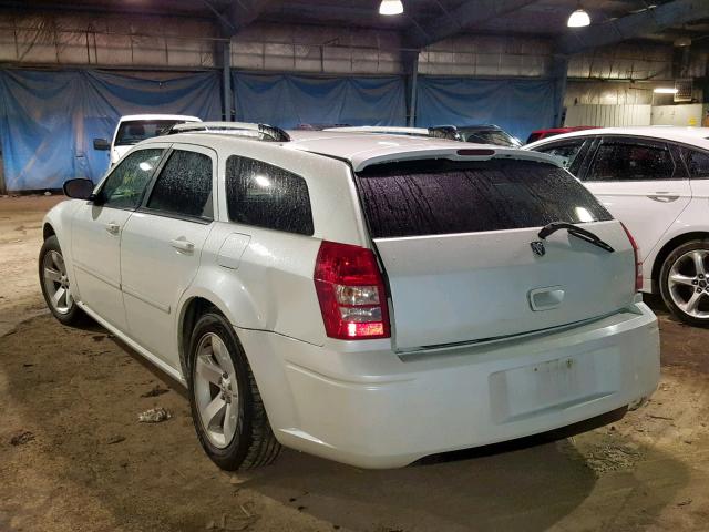 2D4FV48T85H513763 - 2005 DODGE MAGNUM SE WHITE photo 3