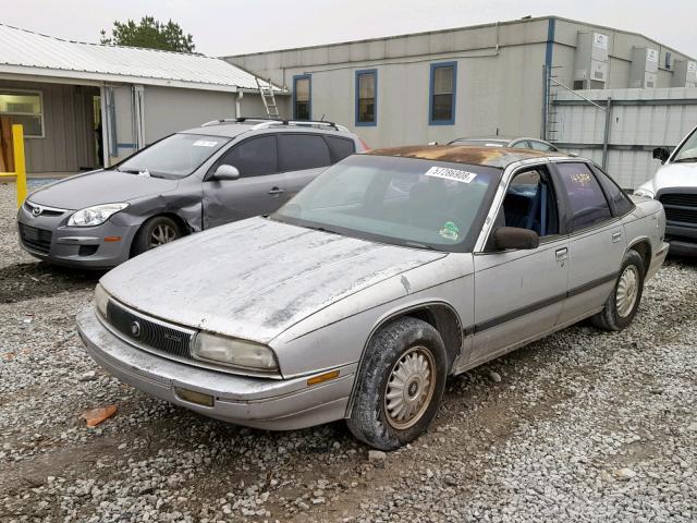 2G4WB54L2N1483360 - 1992 BUICK REGAL CUST SILVER photo 2