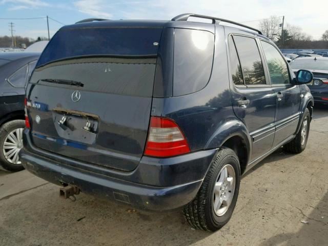 4JGAB54E0XA103114 - 1999 MERCEDES-BENZ ML 320 BLUE photo 4