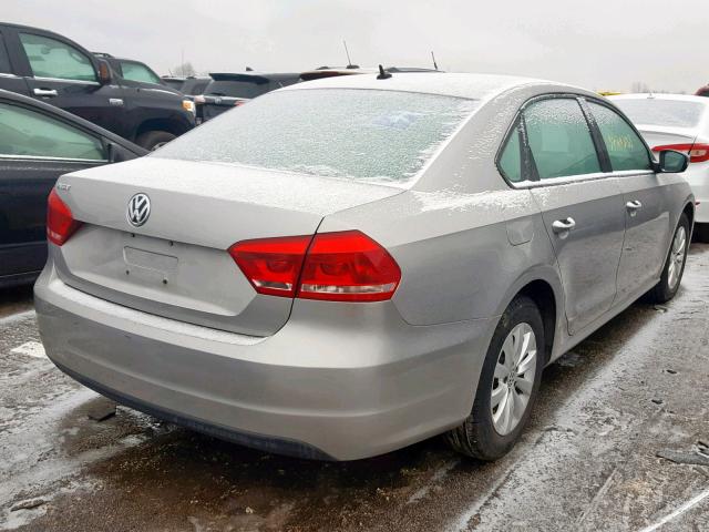 1VWAP7A33DC110527 - 2013 VOLKSWAGEN PASSAT S GRAY photo 4