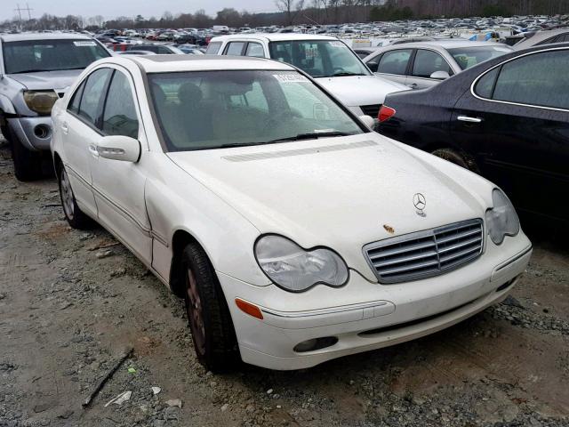 WDBRF61J44A554463 - 2004 MERCEDES-BENZ C 240 WHITE photo 1