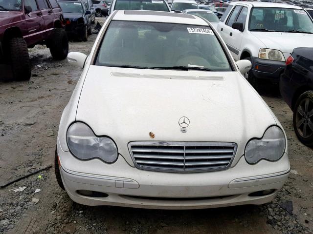 WDBRF61J44A554463 - 2004 MERCEDES-BENZ C 240 WHITE photo 9