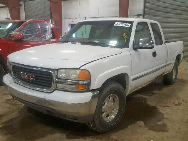 2GTEK19T121203473 - 2002 GMC NEW SIERRA WHITE photo 2