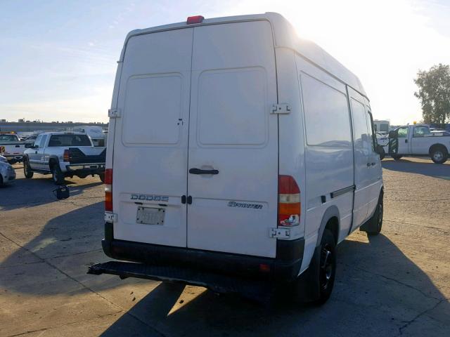 WD0PD644965954462 - 2006 DODGE SPRINTER 2 WHITE photo 4