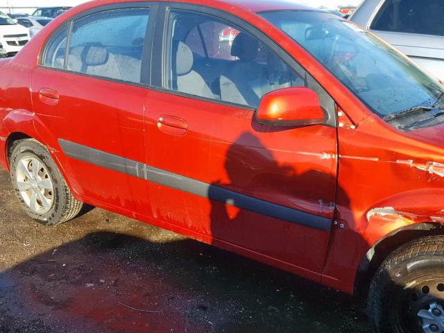 KNADE223296538647 - 2009 KIA RIO BASE RED photo 9