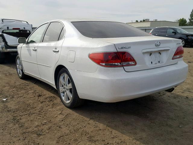 JTHBA30GX55128209 - 2005 LEXUS ES 330 WHITE photo 3