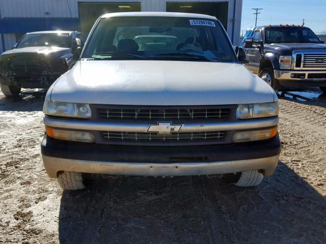 1GCEC19V3XZ185216 - 1999 CHEVROLET SILVERADO WHITE photo 9