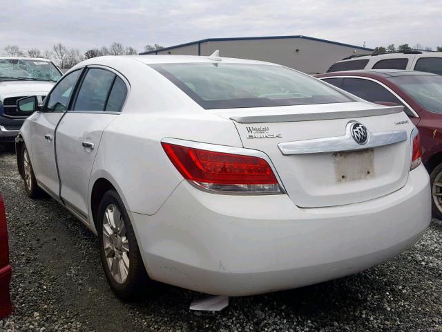 1G4GC5ERXCF309840 - 2012 BUICK LACROSSE WHITE photo 3