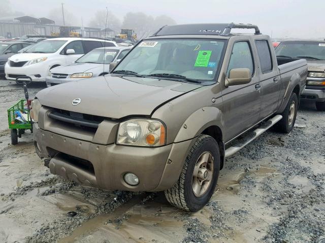 1N6ED29X02C372460 - 2002 NISSAN FRONTIER C TAN photo 2