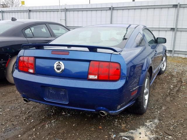 1ZVFT82H675242143 - 2007 FORD MUSTANG GT BLUE photo 4