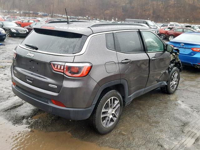 3C4NJDBBXJT101897 - 2018 JEEP COMPASS LA 灰色 照片 4