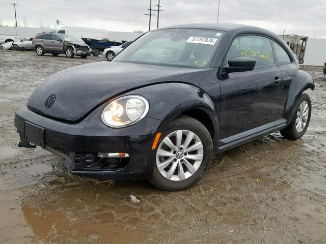 3VWF17AT8GM611262 - 2016 VOLKSWAGEN BEETLE 1.8 BLACK photo 2