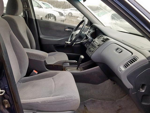 1HGCF86652A092159 - 2002 HONDA ACCORD VAL BLUE photo 5