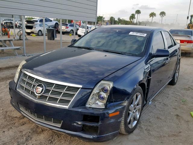 1G6DC67AX80124852 - 2008 CADILLAC STS BLUE photo 2