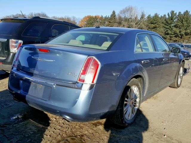 2C3CK6CTXBH573927 - 2011 CHRYSLER 300C BLUE photo 4