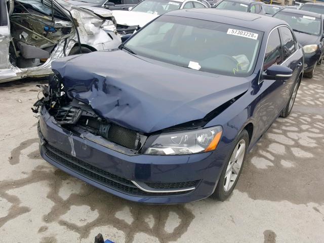 1VWBP7A30DC052543 - 2013 VOLKSWAGEN PASSAT SE BLUE photo 2