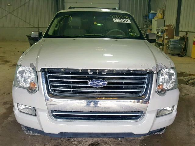 1FMEU75836ZA10152 - 2006 FORD EXPLORER L CREAM photo 9