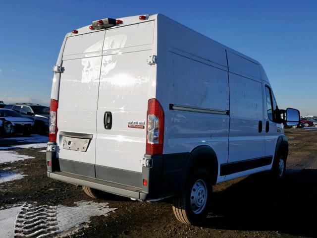 3C6TRVCG6JE101956 - 2018 RAM PROMASTER 白色 照片 4