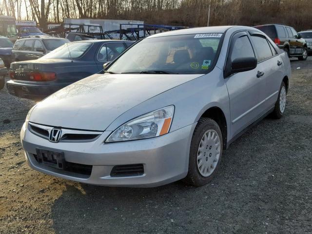 1HGCM55186A137370 - 2006 HONDA ACCORD VAL SILVER photo 2