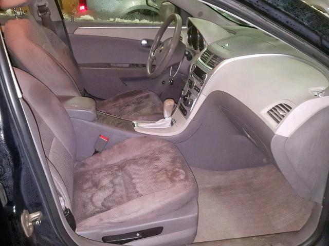 1G1ZA5EU0BF274904 - 2011 CHEVROLET MALIBU LS Schwarz Foto 5