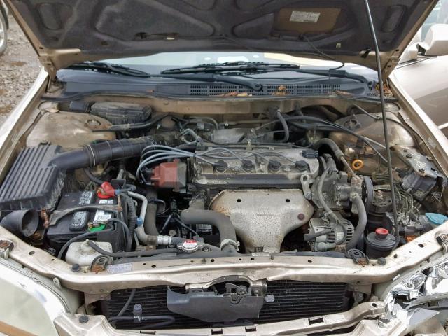 1HGCG5678YA091598 - 2000 HONDA ACCORD SE TAN photo 7