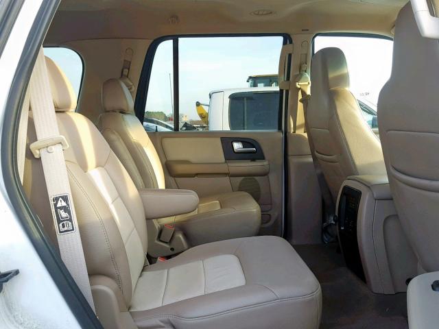 1FMFU17LX4LA50098 - 2004 FORD EXPEDITION WHITE photo 6