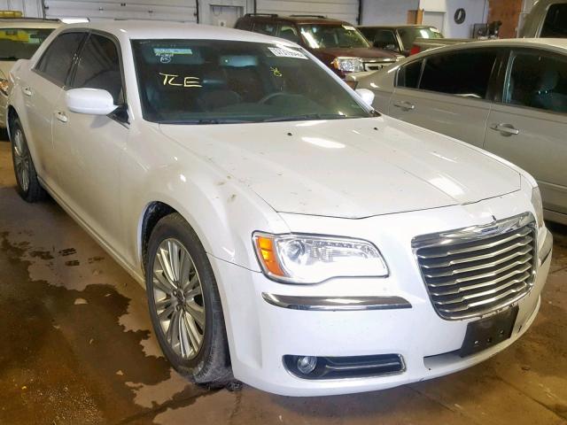 2C3CCARG1EH384128 - 2014 CHRYSLER 300 WHITE photo 1