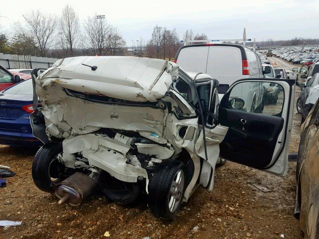 JN8AZ2KR0DT302480 - 2013 NISSAN CUBE S WHITE photo 4