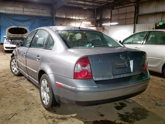 WVWRH63B01E154003 - 2001 VOLKSWAGEN PASSAT GLX 灰色 照片 3