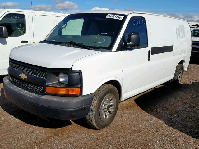 1GCSGAFX5C1181500 - 2012 CHEVROLET EXPRESS G1 WHITE photo 2