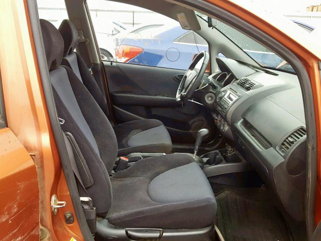 JHMGD38628S051236 - 2008 HONDA FIT SPORT ORANGE photo 5