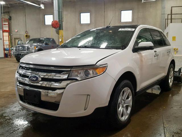 2FMDK3JC4BBB63933 - 2011 FORD EDGE SEL WHITE photo 2