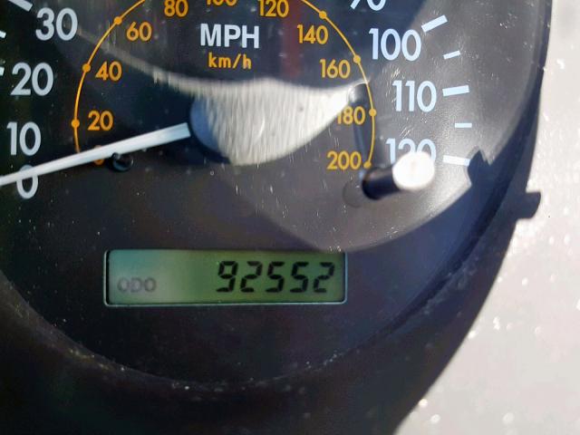 KL1TD626X5B418297 - 2005 CHEVROLET AVEO BASE Ақ фото 8