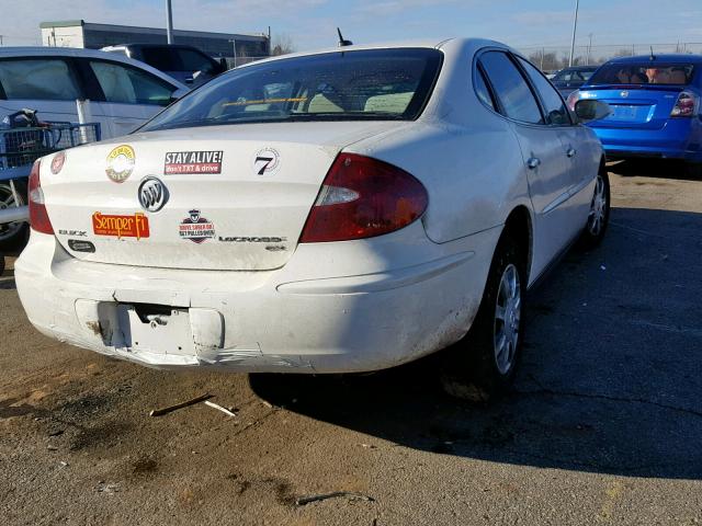 2G4WC582171211738 - 2007 BUICK LACROSSE C WHITE photo 4