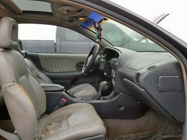 1G2WP12KX1F204382 - 2001 PONTIAC GRAND PRIX შავი ფოტო 5