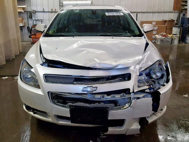 1G1ZE5E16BF268177 - 2011 CHEVROLET MALIBU LTZ WHITE photo 9