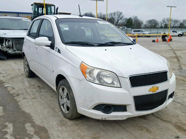 KL1TD66E79B390191 - 2009 CHEVROLET AVEO LS WHITE photo 1