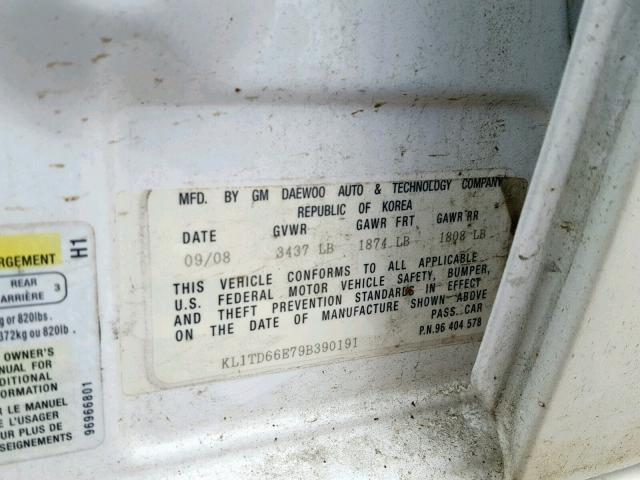 KL1TD66E79B390191 - 2009 CHEVROLET AVEO LS WHITE photo 10