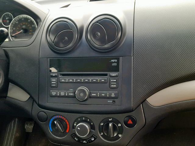 KL1TD66E79B390191 - 2009 CHEVROLET AVEO LS WHITE photo 9