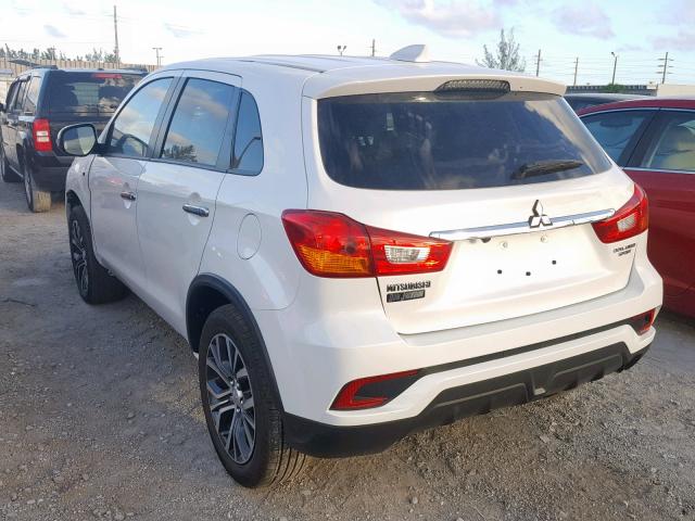 JA4AP3AU0JZ006794 - 2018 MITSUBISHI OUTLANDER WHITE photo 3