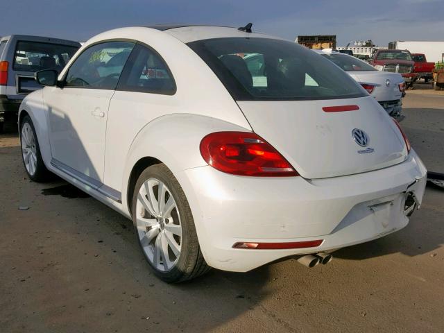 3VWJ17AT9EM655245 - 2014 VOLKSWAGEN BEETLE WHITE photo 3