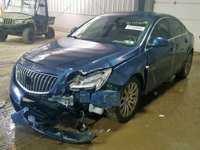 W04GW5EVXB1112245 - 2011 BUICK REGAL CXL BLUE photo 2