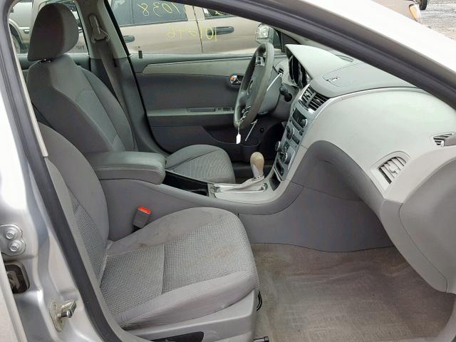 1G1ZC5E00A4102275 - 2010 CHEVROLET MALIBU 1LT SILVER photo 5