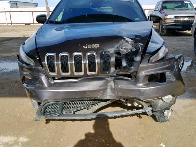 1C4PJLCB2HW669583 - 2017 JEEP CHEROKEE L GRAY photo 9