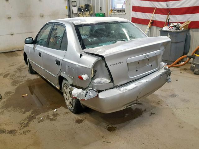 KMHCG45C22U317157 - 2002 HYUNDAI ACCENT GL SILVER photo 3